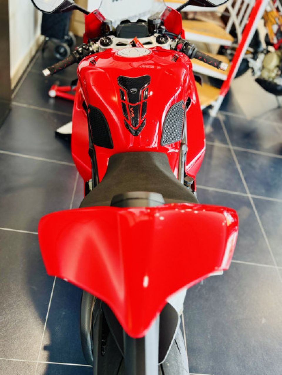 DUCATI PANIGALE 1103 V4 4