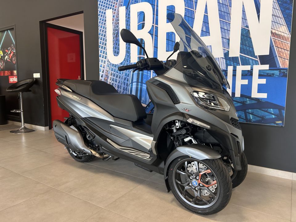 PIAGGIO MP3 530 HPE EXCLUSIVE 4
