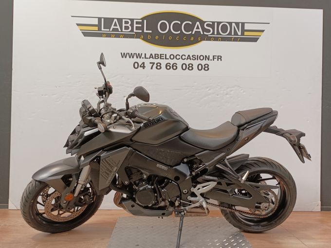 SUZUKI GSX-S 950 4