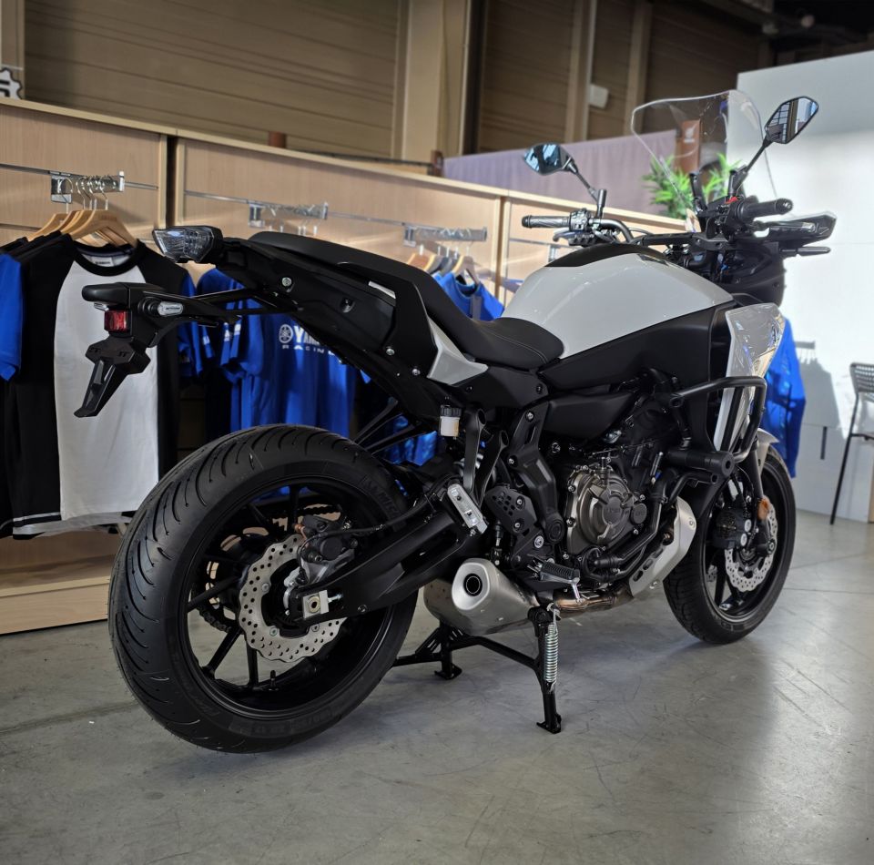 YAMAHA TRACER 7 4