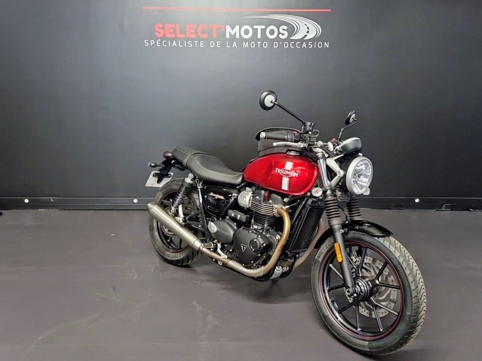 TRIUMPH STREET TWIN  900 4