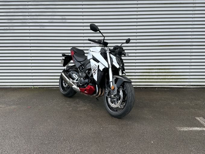SUZUKI GSX-S 950 A2 4