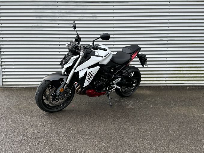 SUZUKI GSX-S 950 A2 4