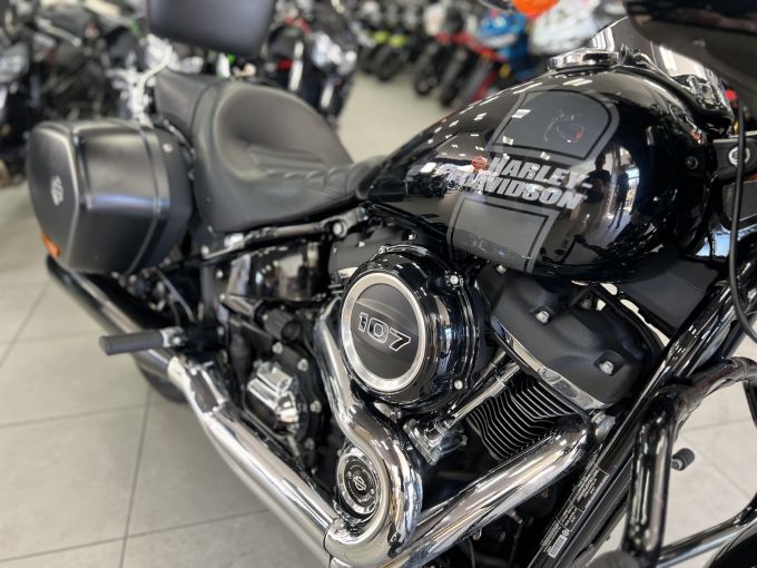 HARLEY-DAVIDSON SOFTAIL SPORT GLIDE 1745 4