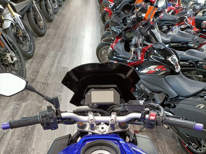 YAMAHA MT-10 4