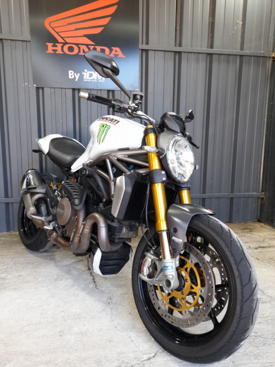 DUCATI MONSTER 1200 ABS 4