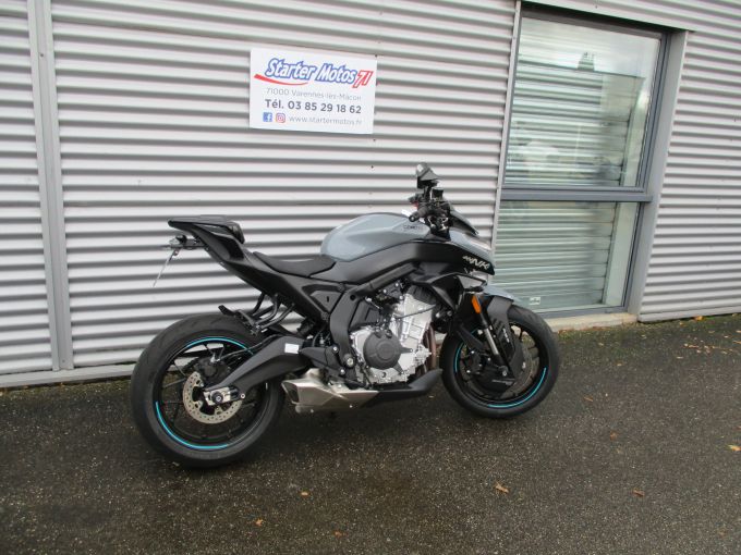 CF MOTO 675 NK 4