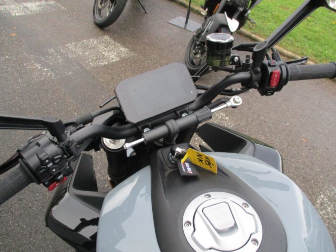 CF MOTO 675 NK 4