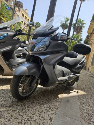 SUZUKI BURGMAN 650 - 2011