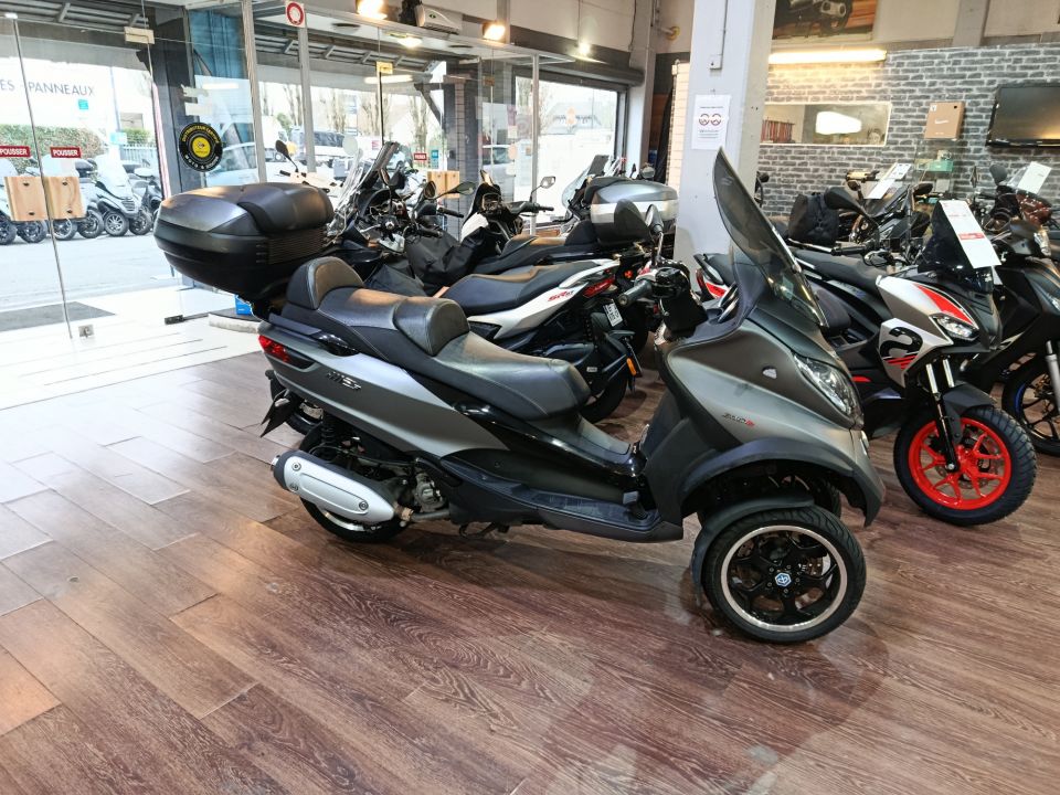PIAGGIO MP3 300 LT ABS/ASR SPORT 4