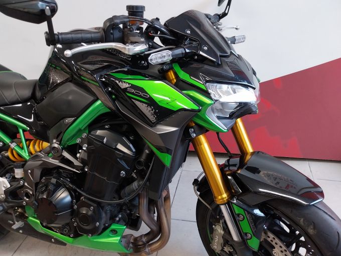 KAWASAKI Z 900 SE 4