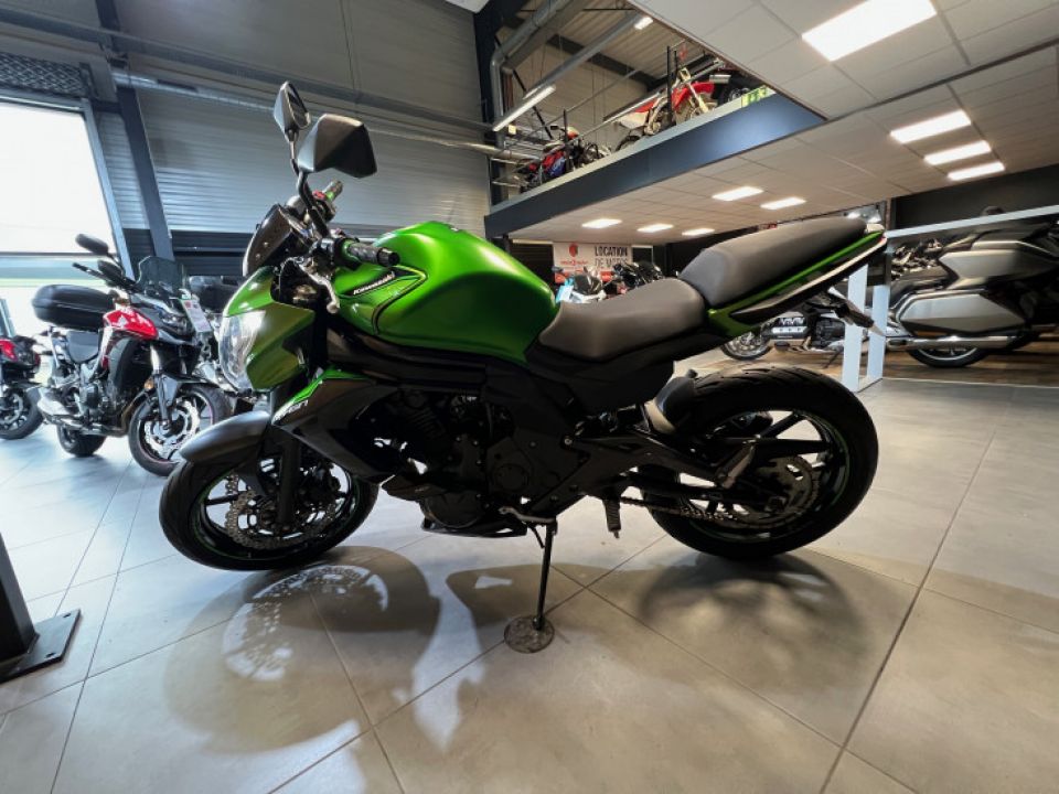 KAWASAKI ER-6 (47.5CV) 4