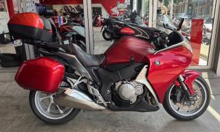 HONDA VFR1200F - 2010