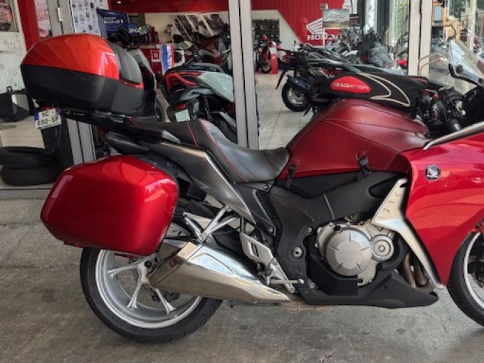 HONDA VFR1200F 4