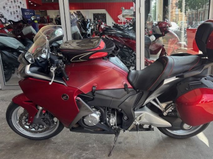 HONDA VFR1200F 4