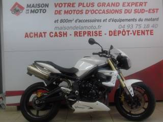 TRIUMPH STREET TRIPLE 675 - 2012