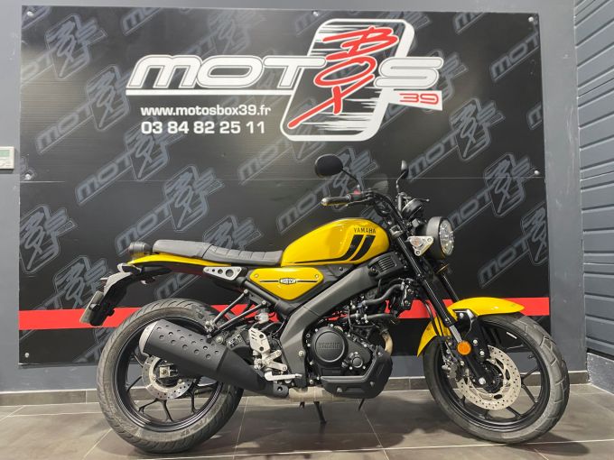 YAMAHA XSR 125 4