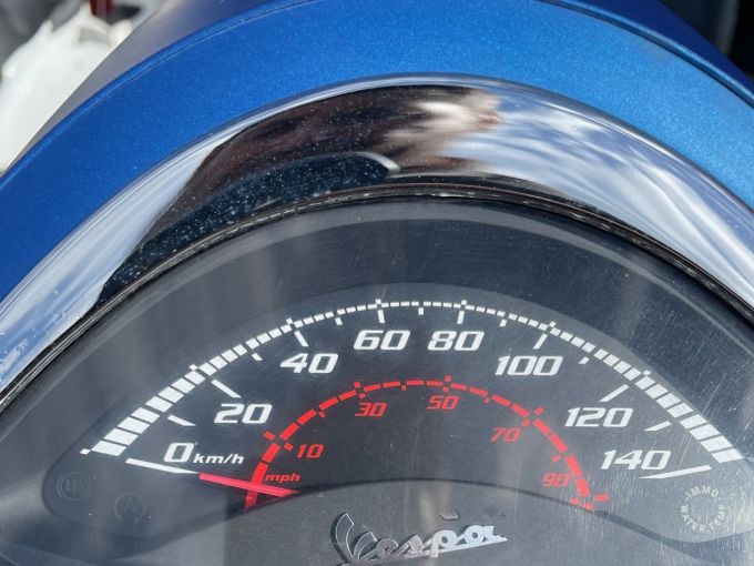 VESPA GTS 125IE SUPER 4