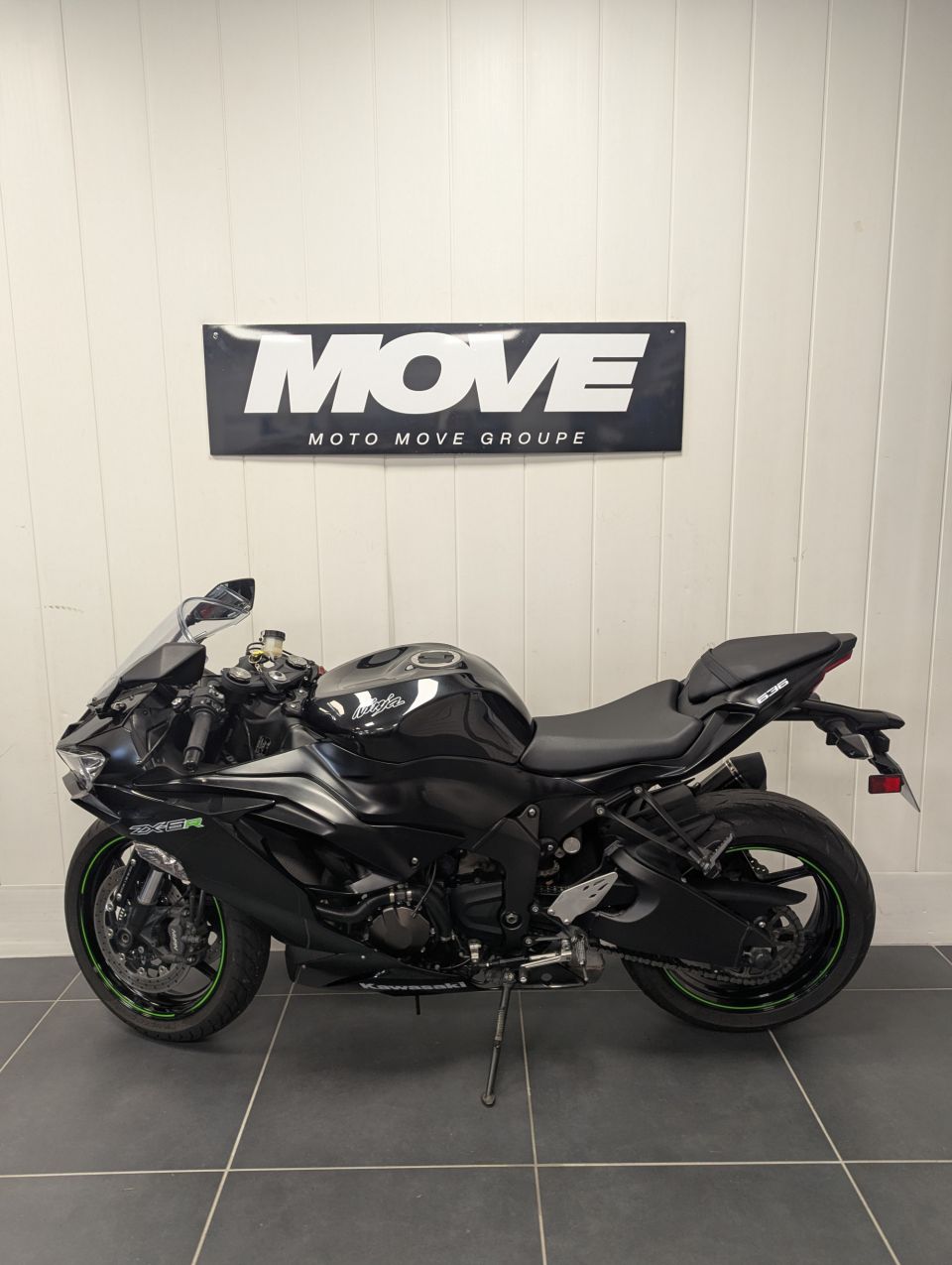 KAWASAKI ZX-6R 636 4