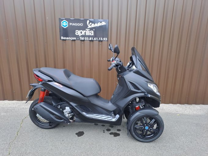 PIAGGIO MP3 300 HPE SPORT ABS ASR 4