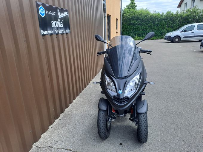 PIAGGIO MP3 300 HPE SPORT ABS ASR 4
