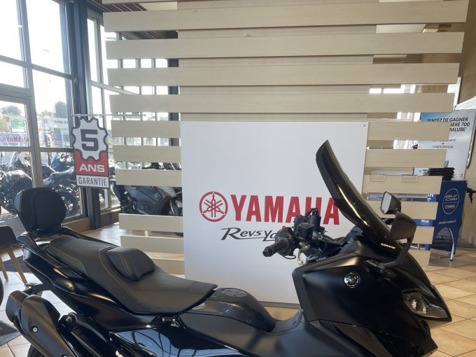 YAMAHA XP T-MAX 560 TECH MAX 4