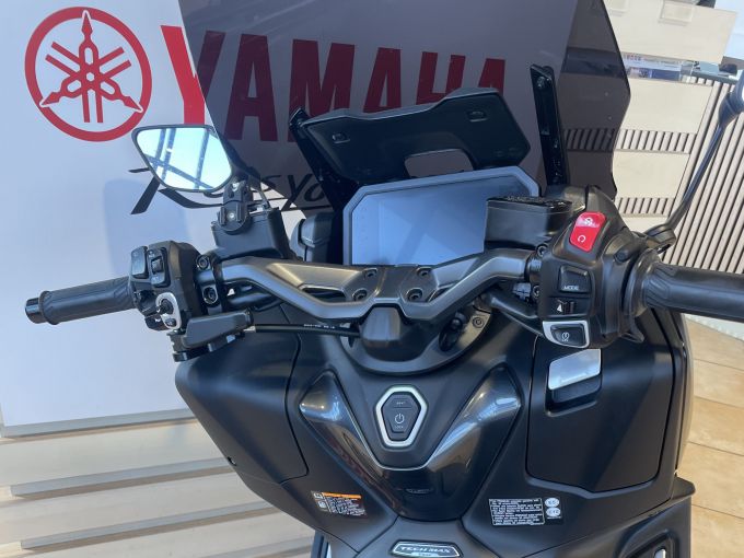 YAMAHA XP T-MAX 560 TECH MAX 4