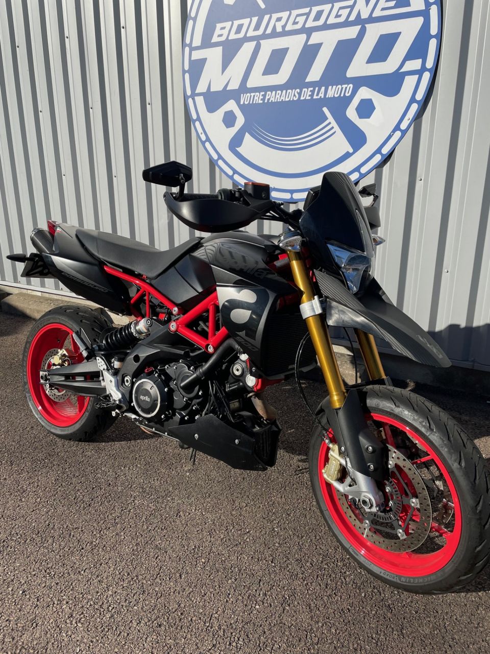 APRILIA DORSODURO 900 ABS 4