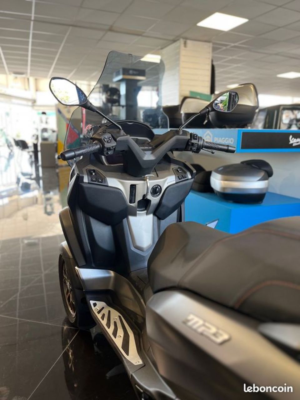 PIAGGIO MP3 530 HPE EXCLUSIVE 4