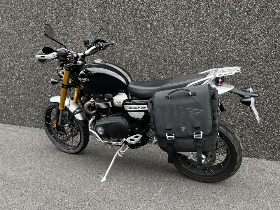 TRIUMPH SCRAMBLER 1200 XE 4