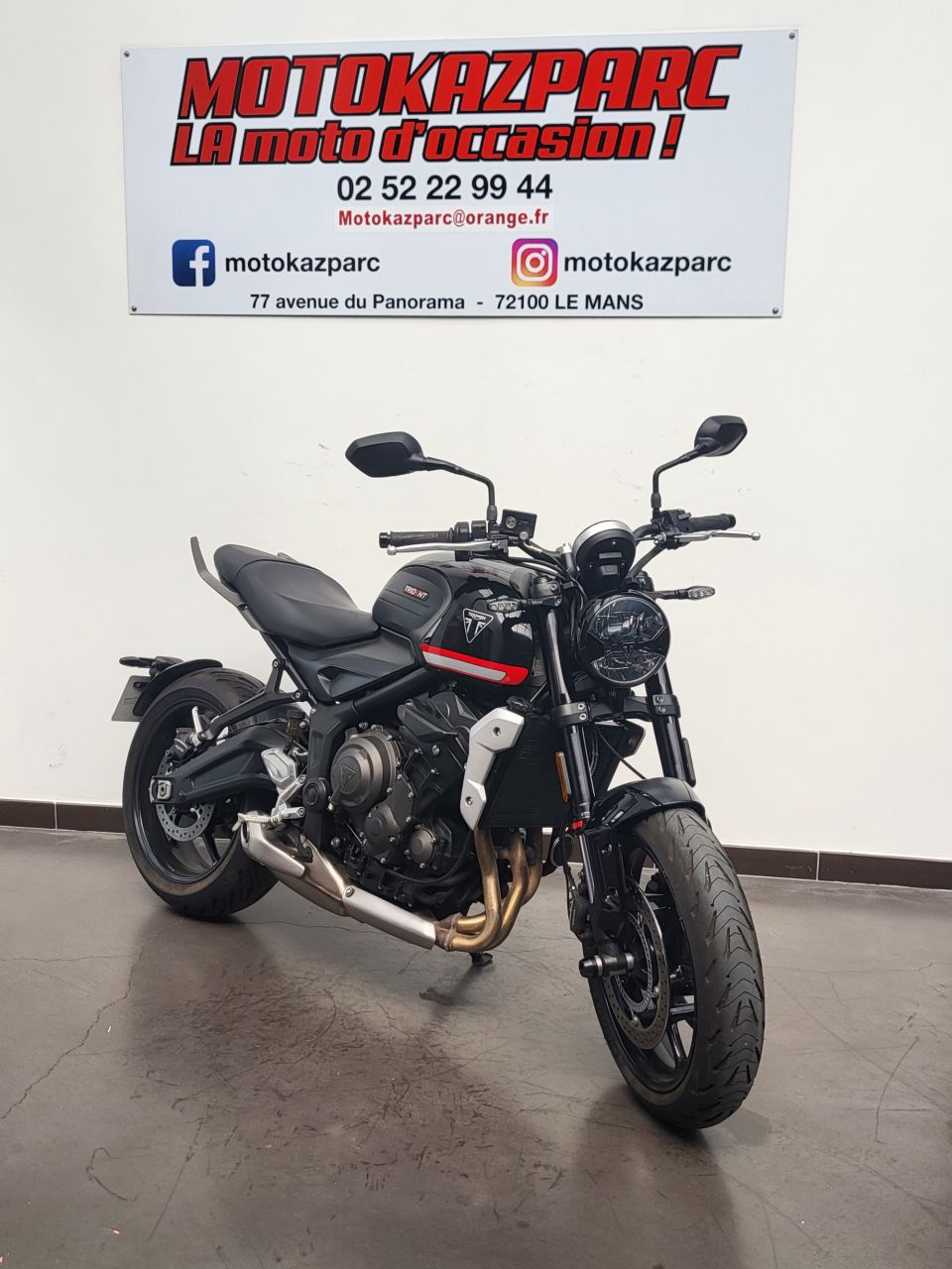 TRIUMPH TRIDENT 660 4