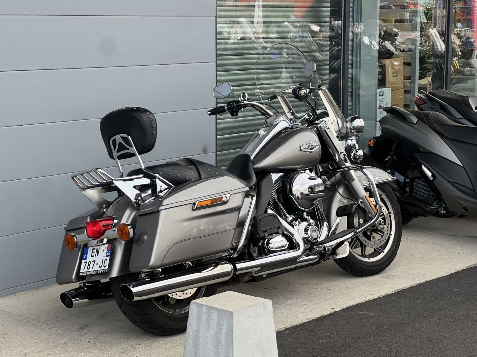 HARLEY-DAVIDSON TOURING ROAD KING 1690 4