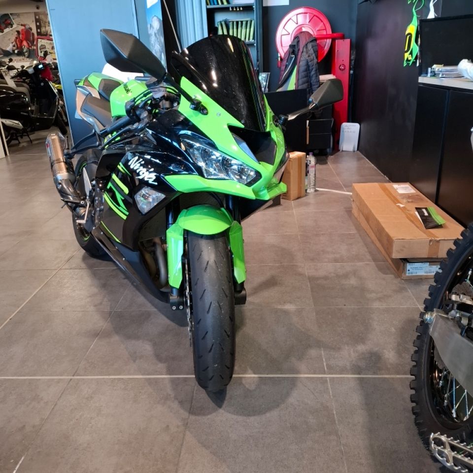 KAWASAKI ZX-6R 636 4