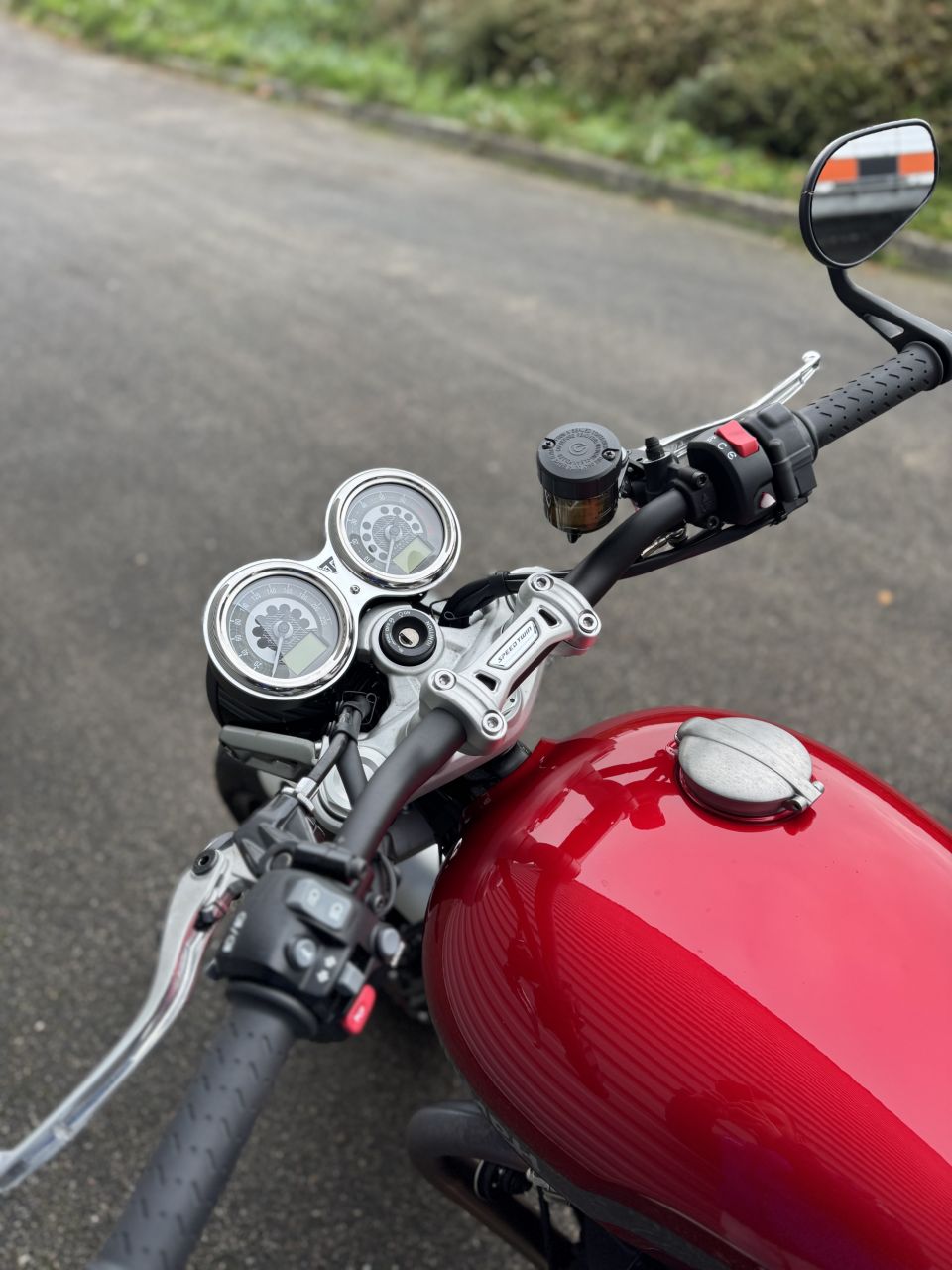 TRIUMPH SPEED TWIN 1200 4