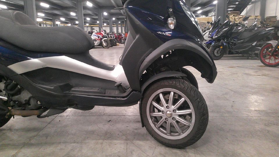 PIAGGIO MP3 400 4