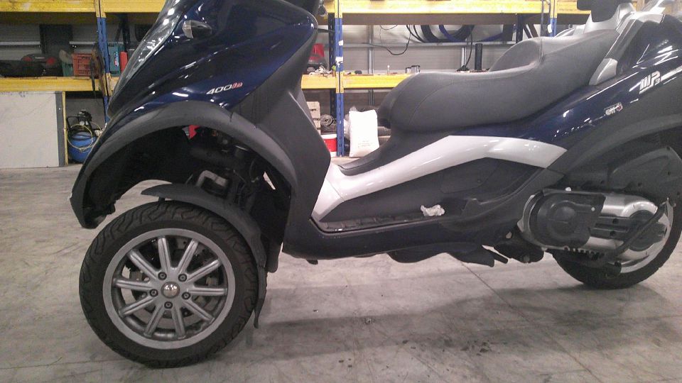 PIAGGIO MP3 400 4