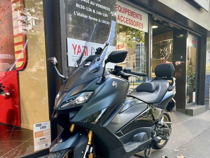 YAMAHA XP T-MAX 560 TECH MAX 4
