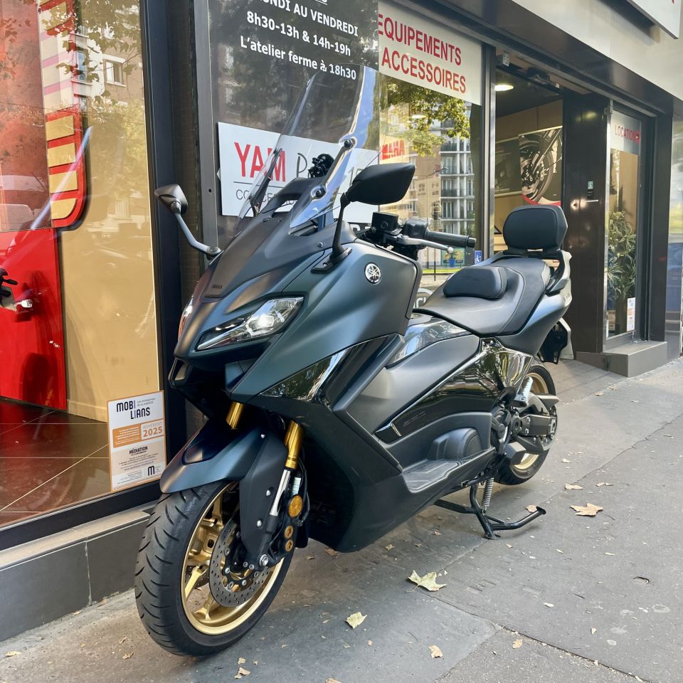YAMAHA XP T-MAX 560 TECH MAX 4