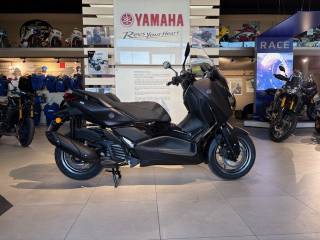 YAMAHA XMAX 125 TECH MAX + 2025 DE DIRECTION 85€/MOIS* FAIBLE KILOMETRAGE GTIE 08/2030 - 2025