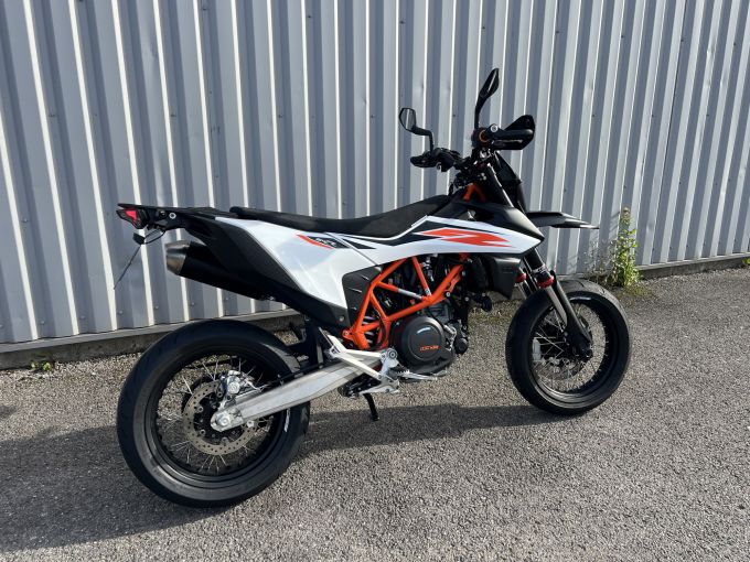 KTM 690 SMC R 4