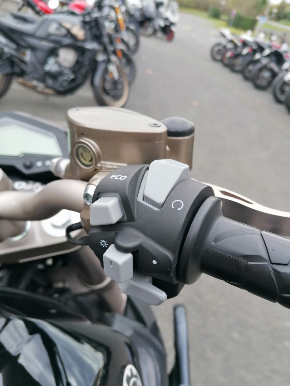 ZONTES 125 SCRAMBLER X 4