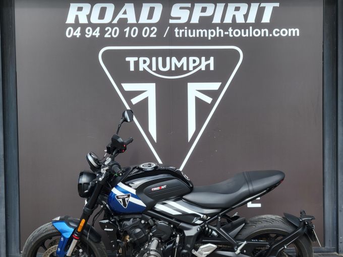 TRIUMPH TRIDENT 660 4