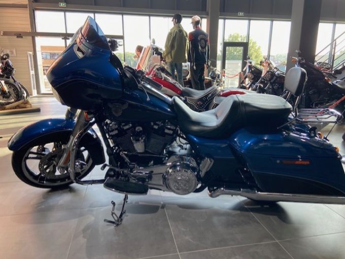 HARLEY-DAVIDSON TOURING STREET GLIDE 1745 115Th ANNIVERSAIRE 4