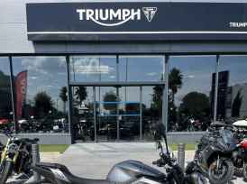 TRIUMPH STREET TRIPLE R - 2025