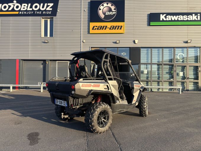 CAN-AM COMMANDER XT 4