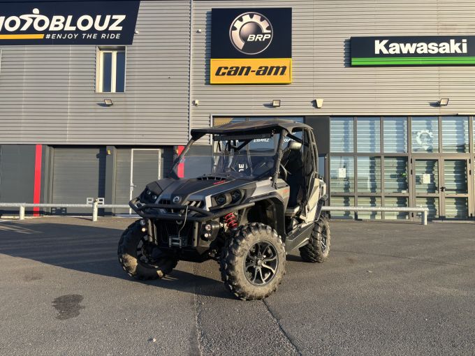 CAN-AM COMMANDER XT 4