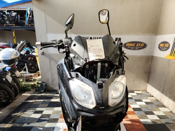 YAMAHA X-MAX 125 4