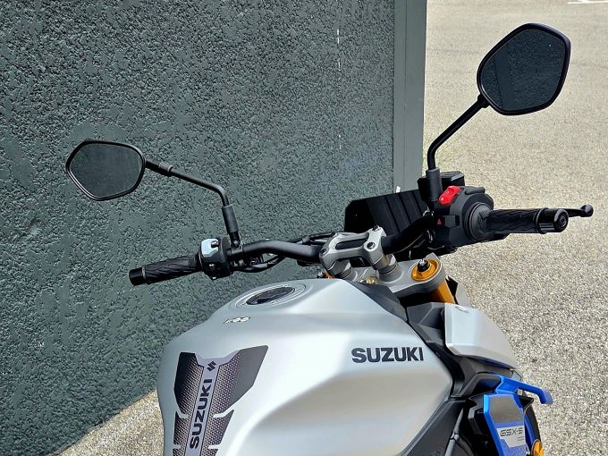 SUZUKI GSX-S 1000 ABS 4