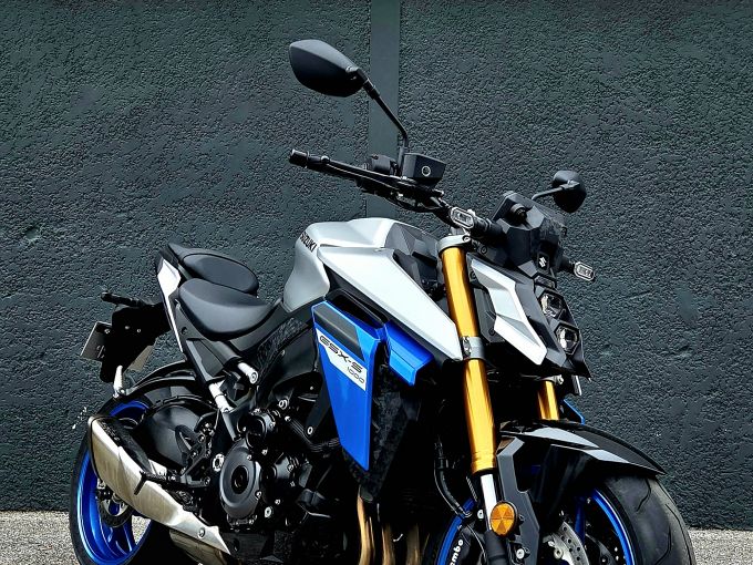 SUZUKI GSX-S 1000 ABS 4