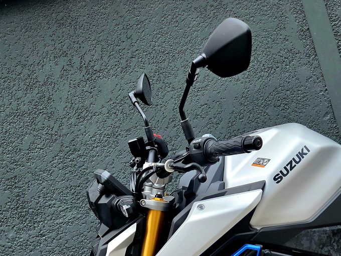 SUZUKI GSX-S 1000 ABS 4